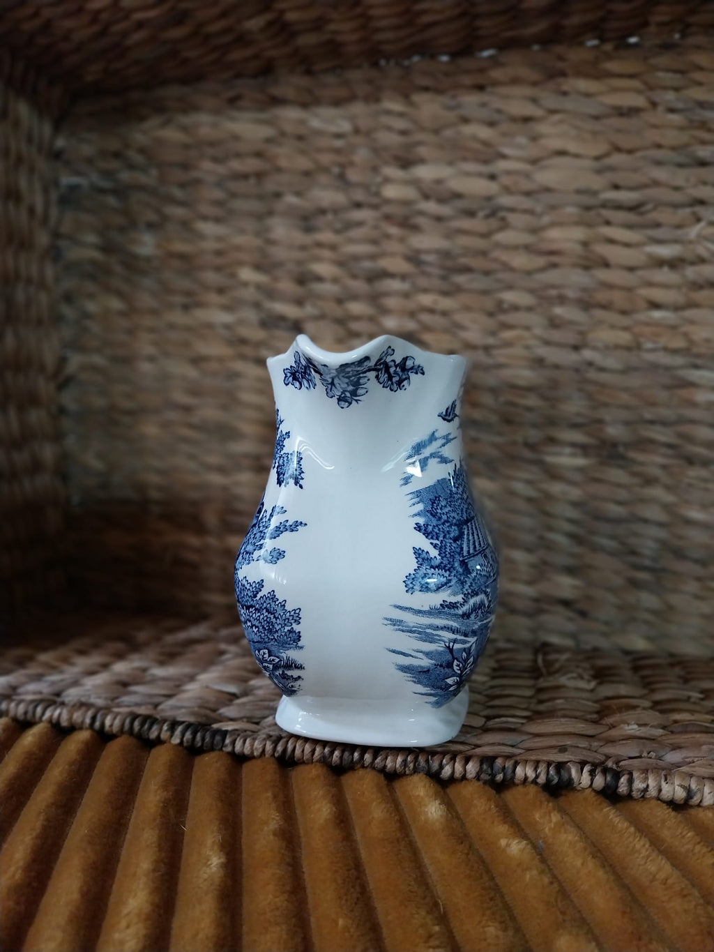 Pichet anglais vintage Myott “The Hunter” – bleu et blanc