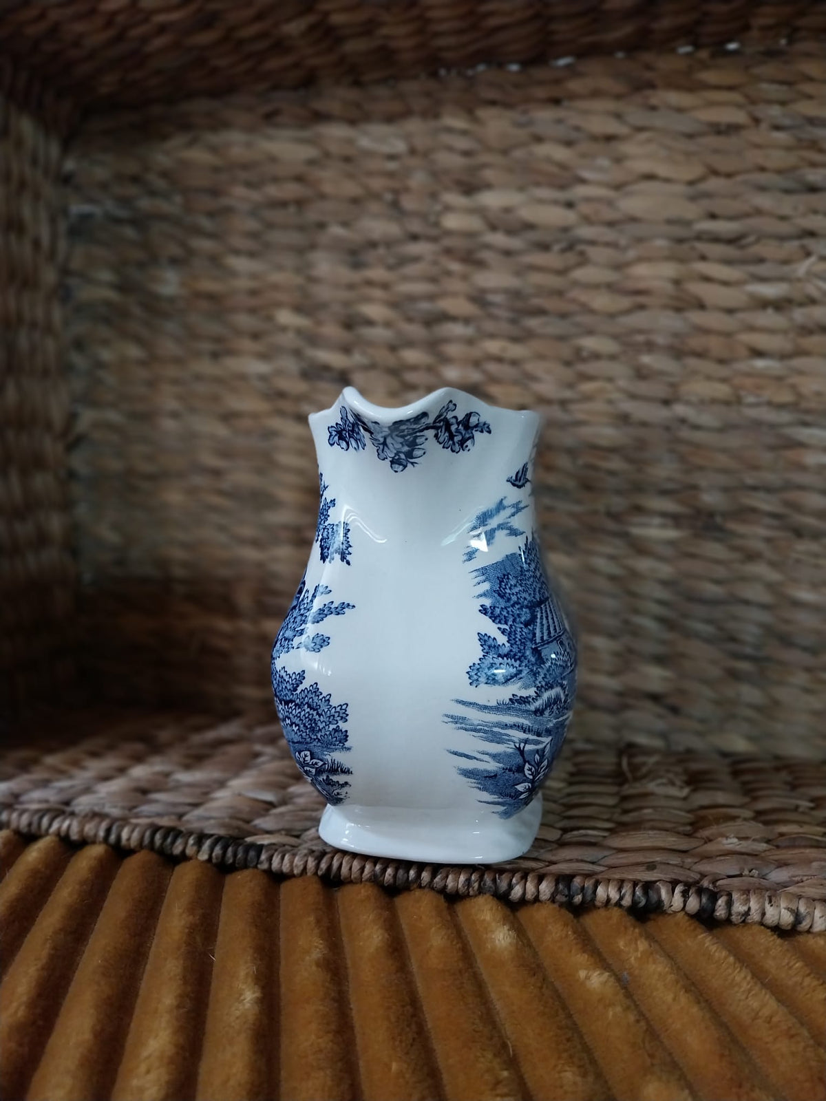 Pichet anglais vintage Myott “The Hunter” – bleu et blanc