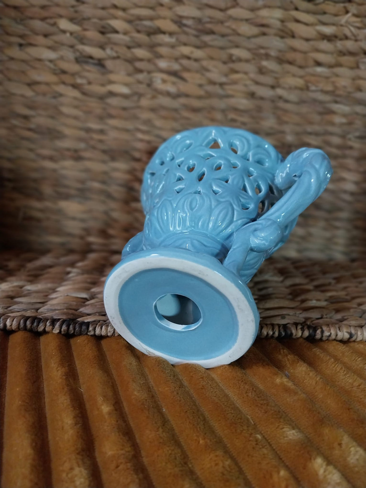 Petit vase ajouré vintage bleu ciel